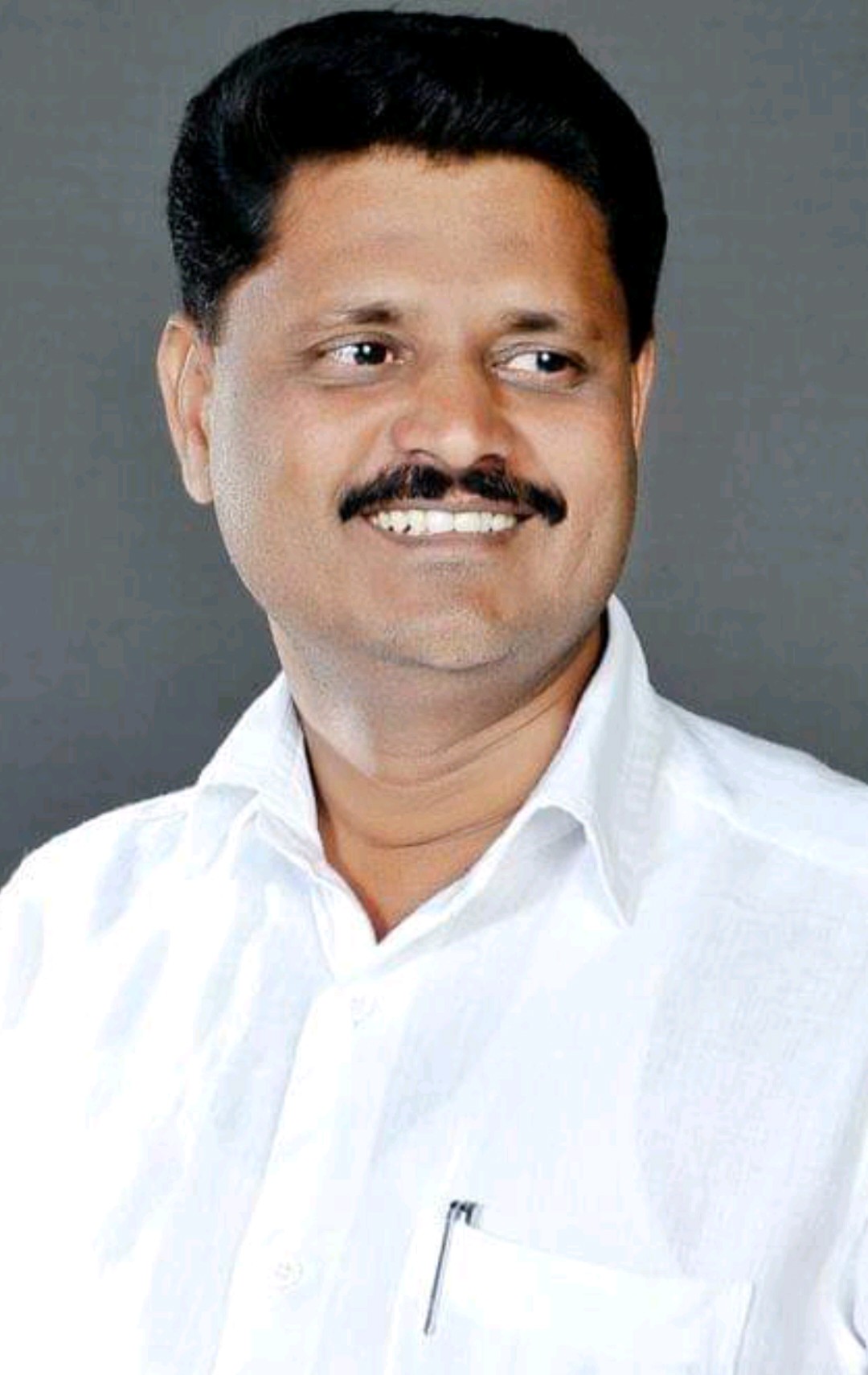 एक झाड २३ लाख रूपयेचा ऑक्सिजन एका वर्षाला देते—ग्रीन फाउंडेशनचे आधारस्तंभ बाळासाहेब कोळपे