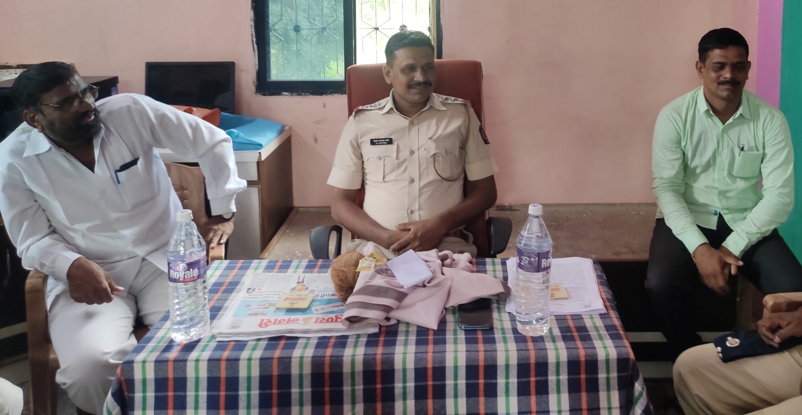 लोहारा पोलीस दुरक्षेत्र कार्यालयात शांतता कमेटीची बैठक संपन्न