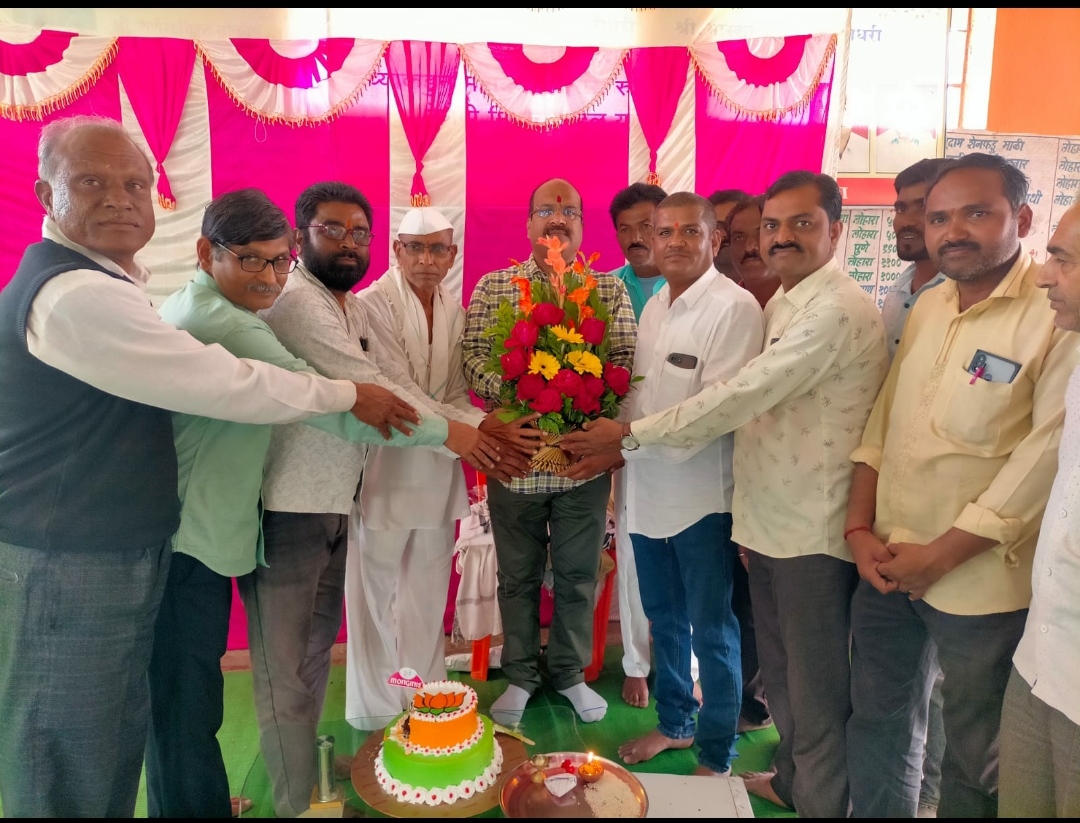 लोहारा जिल्हा परिषद मराठी मुलांची केंद्र शाळेला मिळणार वॉटर प्युरीफायर ;वाढदिवसाच्या निमित्ताने भाजपा नेते संजय पाटील यांनी केले जाहीर